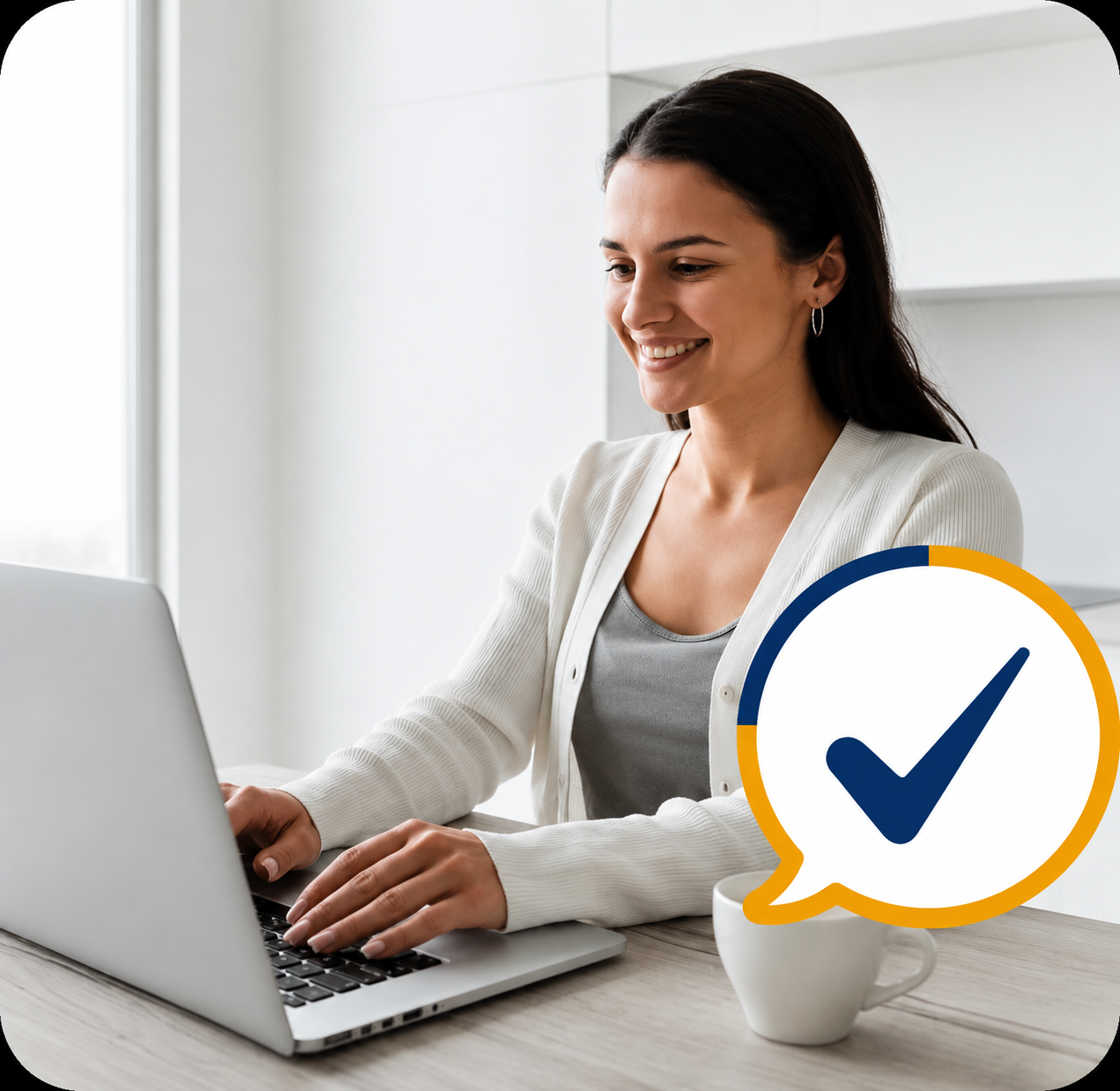 Asesora verificando requisitos de crédito